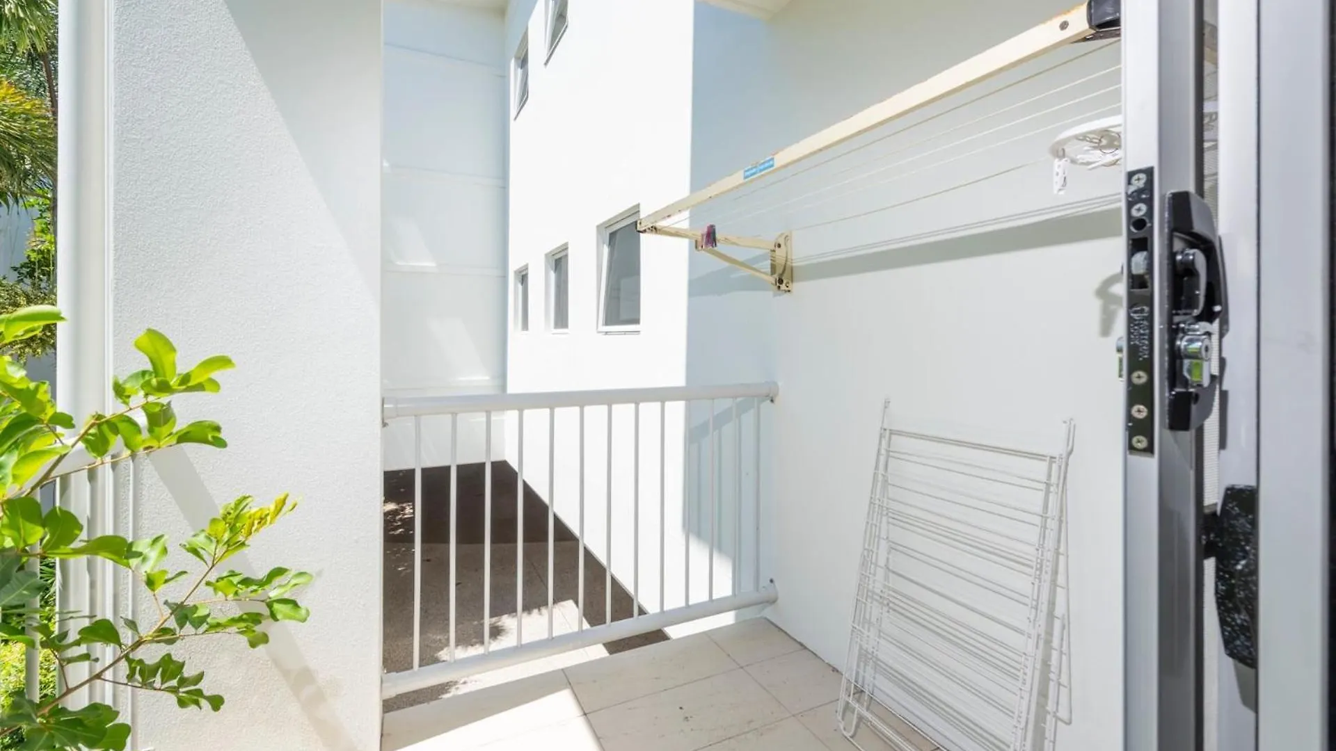 Kooinda Oceanview 3Bdr Apartment Urangan